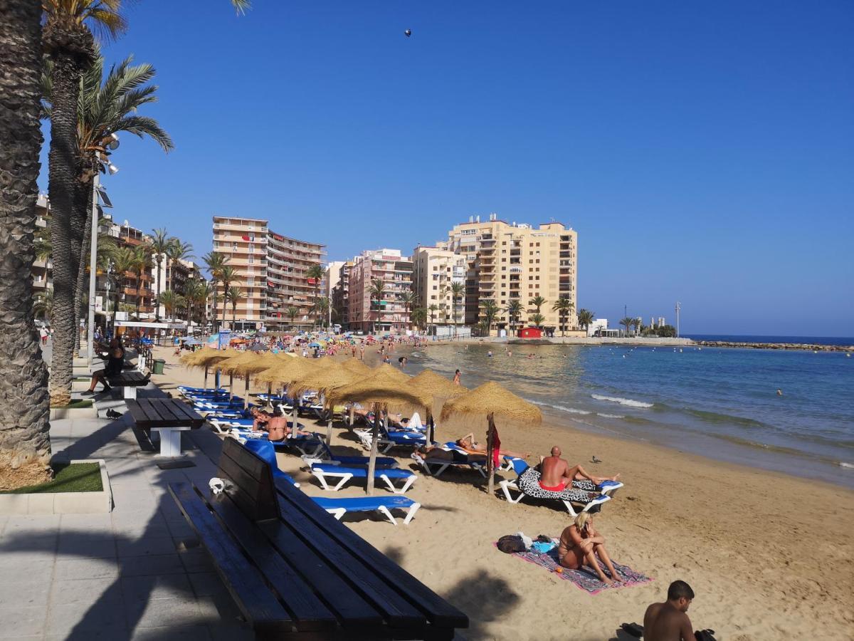 Del Mar 1 Deluxe Apartment Torrevieja Centrum ภายนอก รูปภาพ