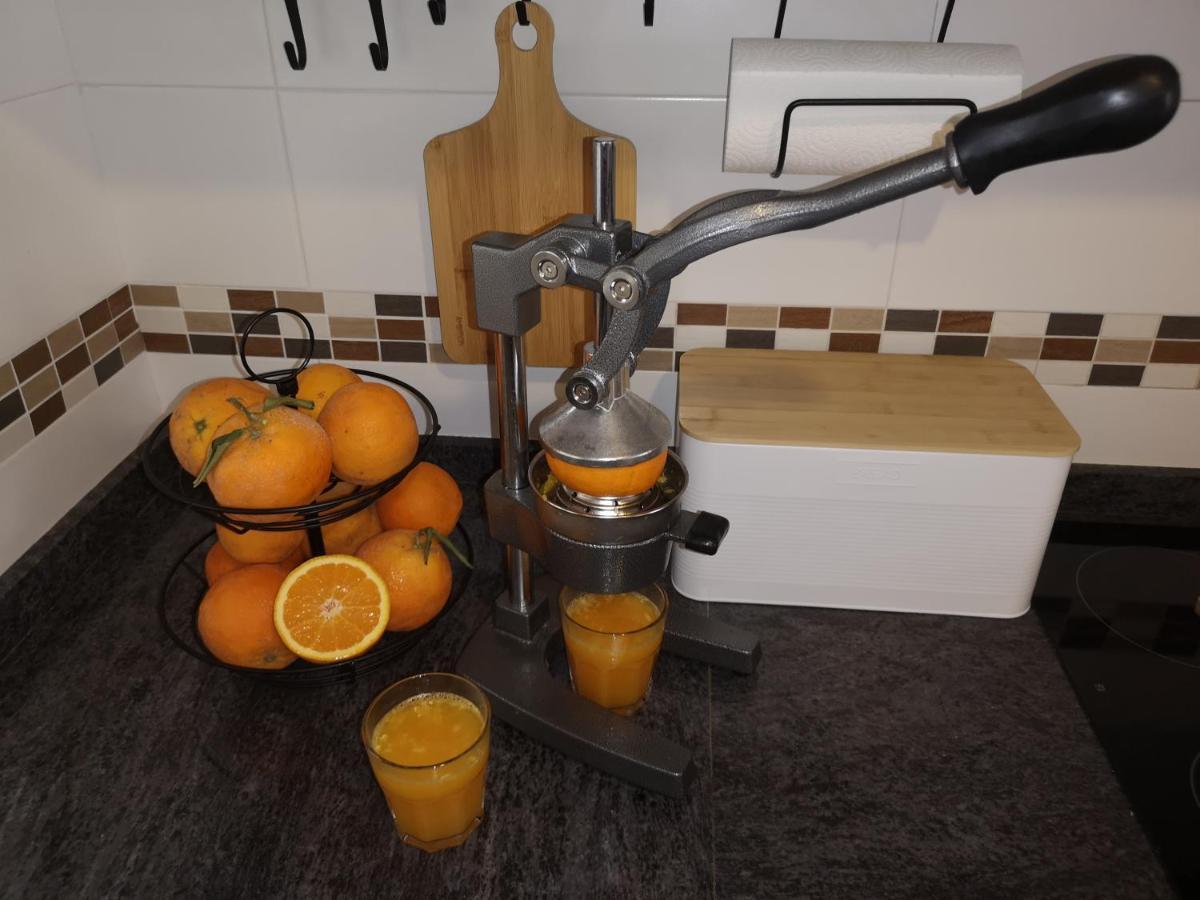 Del Mar 1 Deluxe Apartment Torrevieja Centrum ภายนอก รูปภาพ